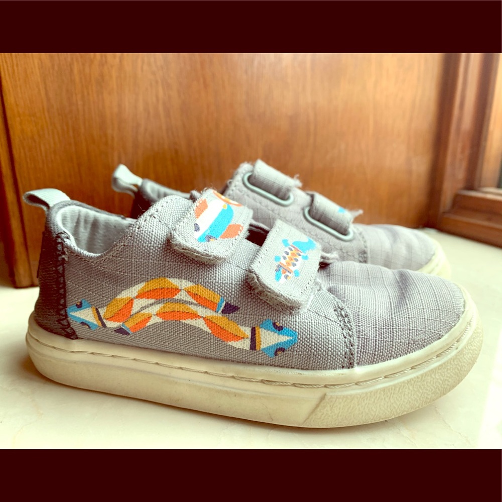 Toms kids shoes